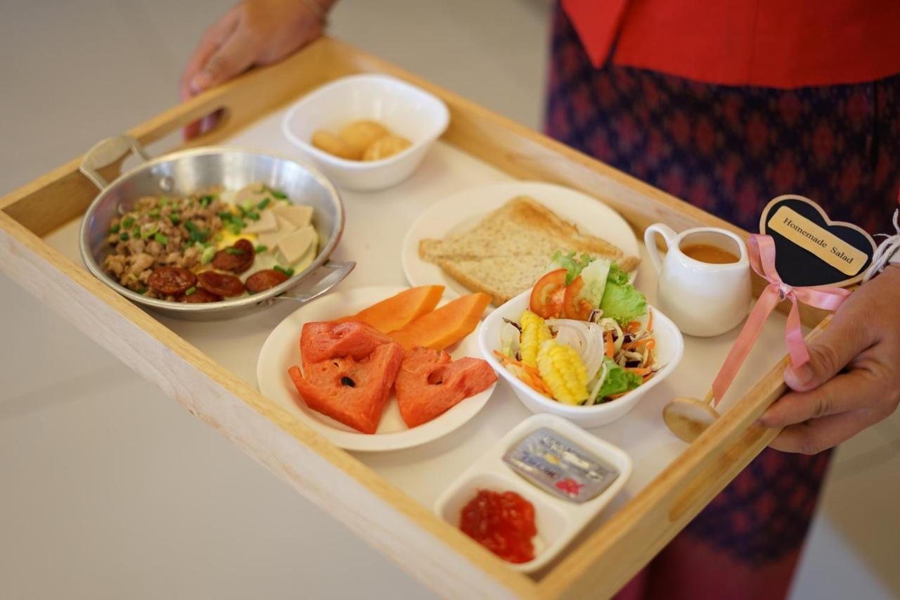 צ'איאפום Lertnimit Hotel מראה חיצוני תמונה