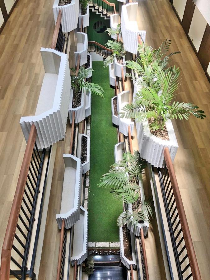 צ'איאפום Lertnimit Hotel מראה חיצוני תמונה
