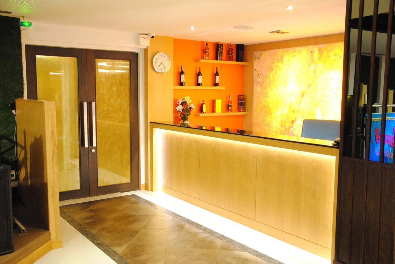 צ'איאפום Lertnimit Hotel מראה חיצוני תמונה